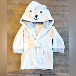 CARTER’S Boy’s Bear Hoodie Bathrobe.  0-9 Months